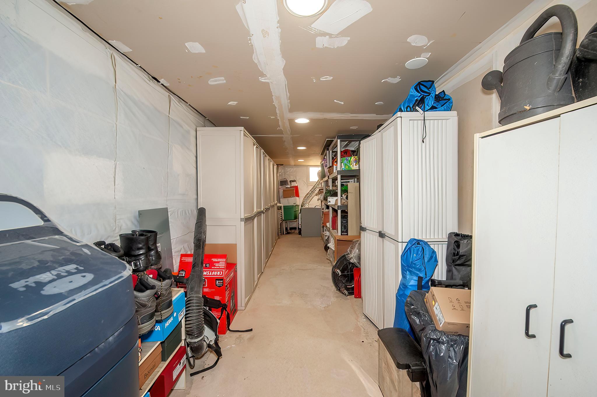 DEVON DOWNS - Residential