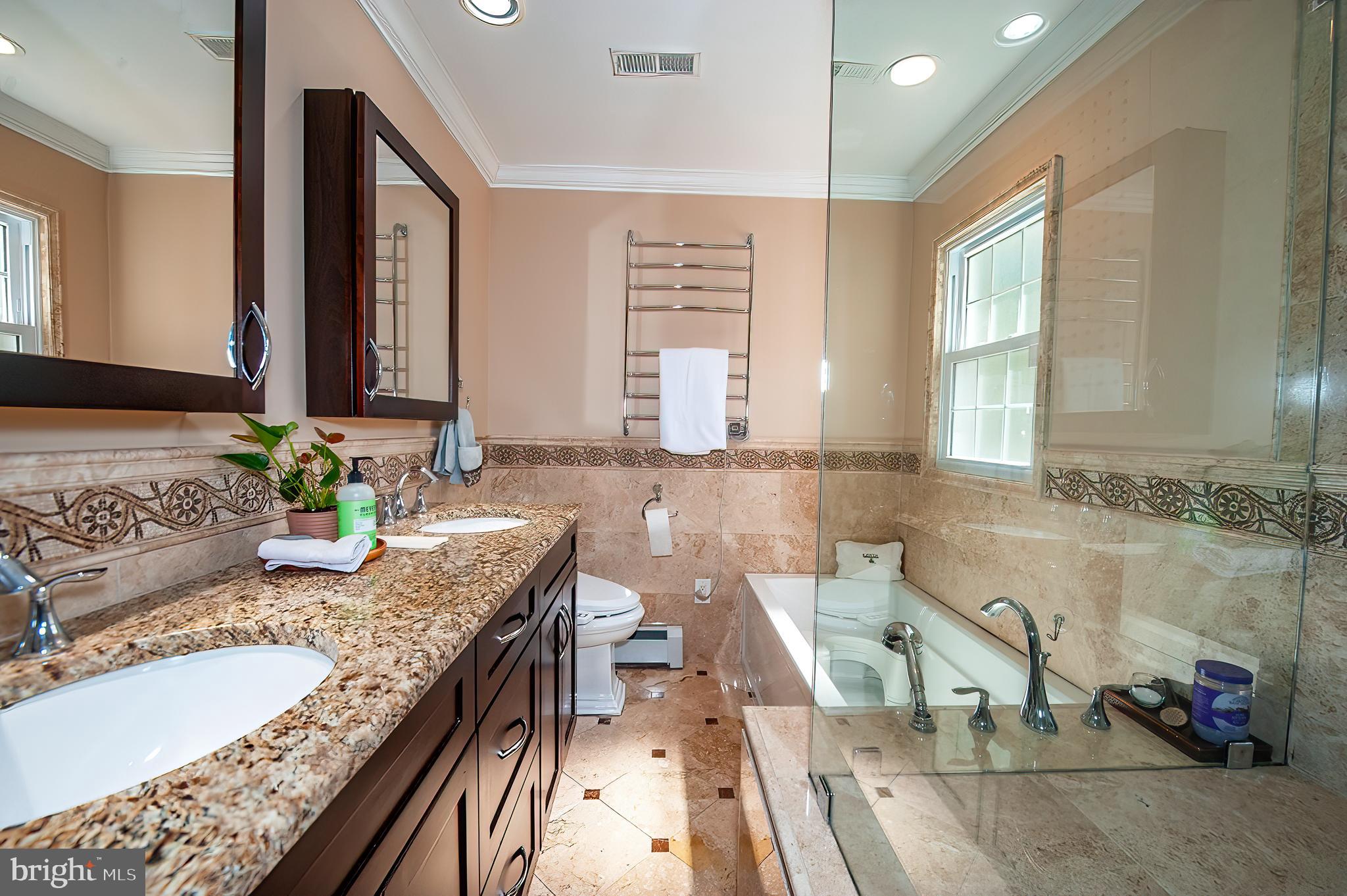 DEVON DOWNS - Residential