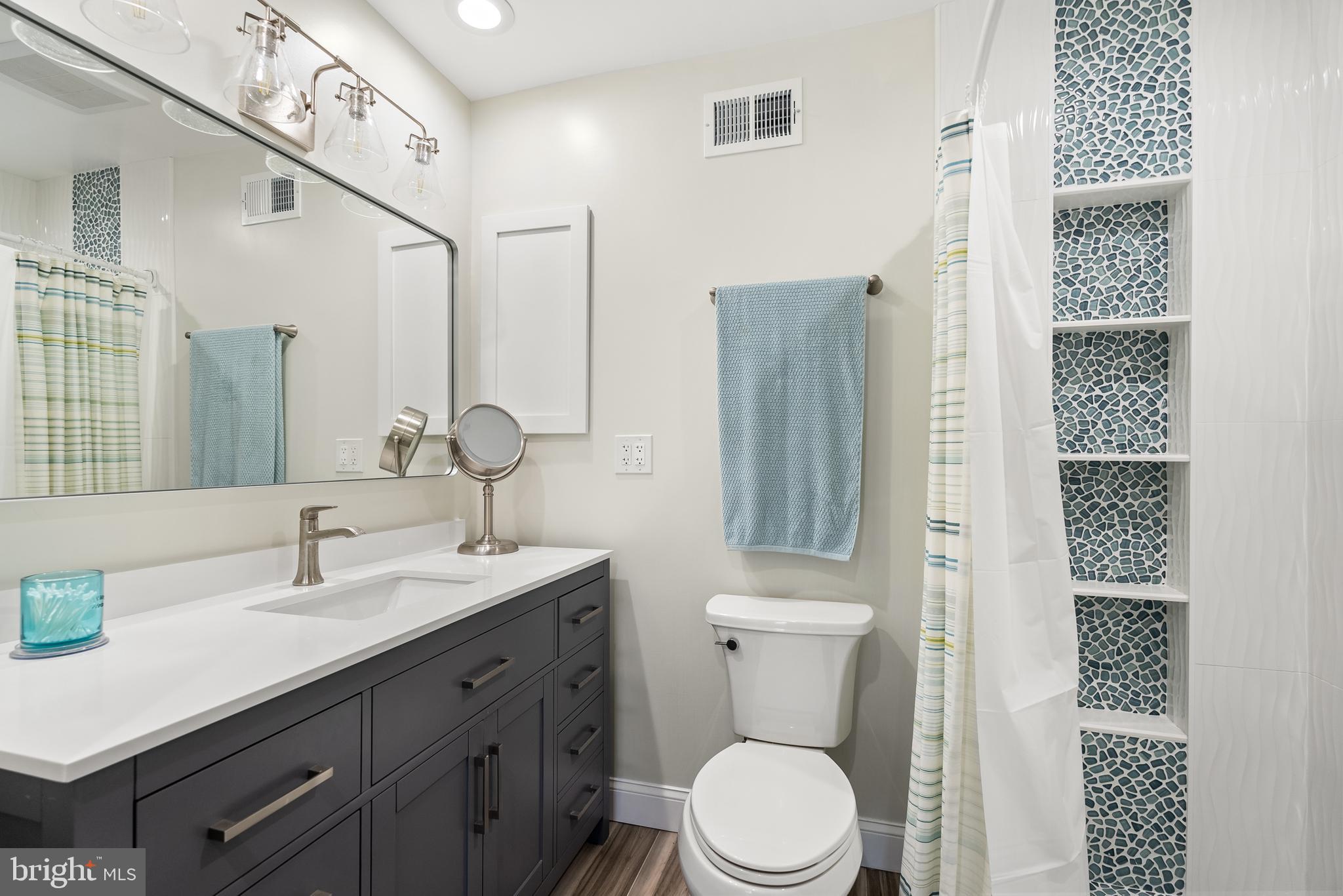 RESTON - Residential