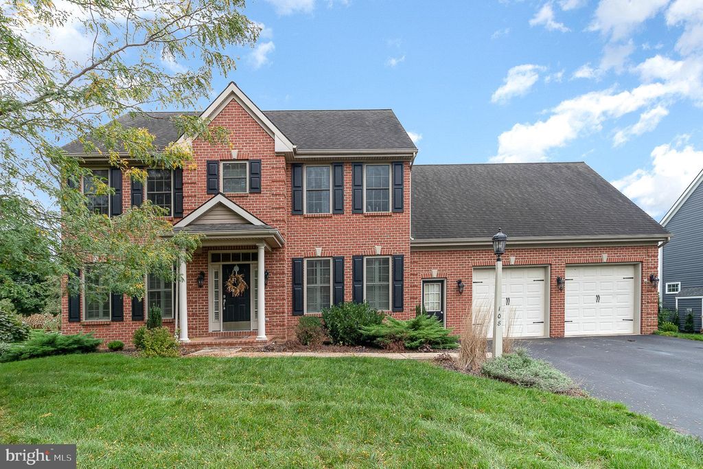 Photo of 108 Greenhedge Drive, Lancaster, PA 17603 (MLS # PALA2058130)
