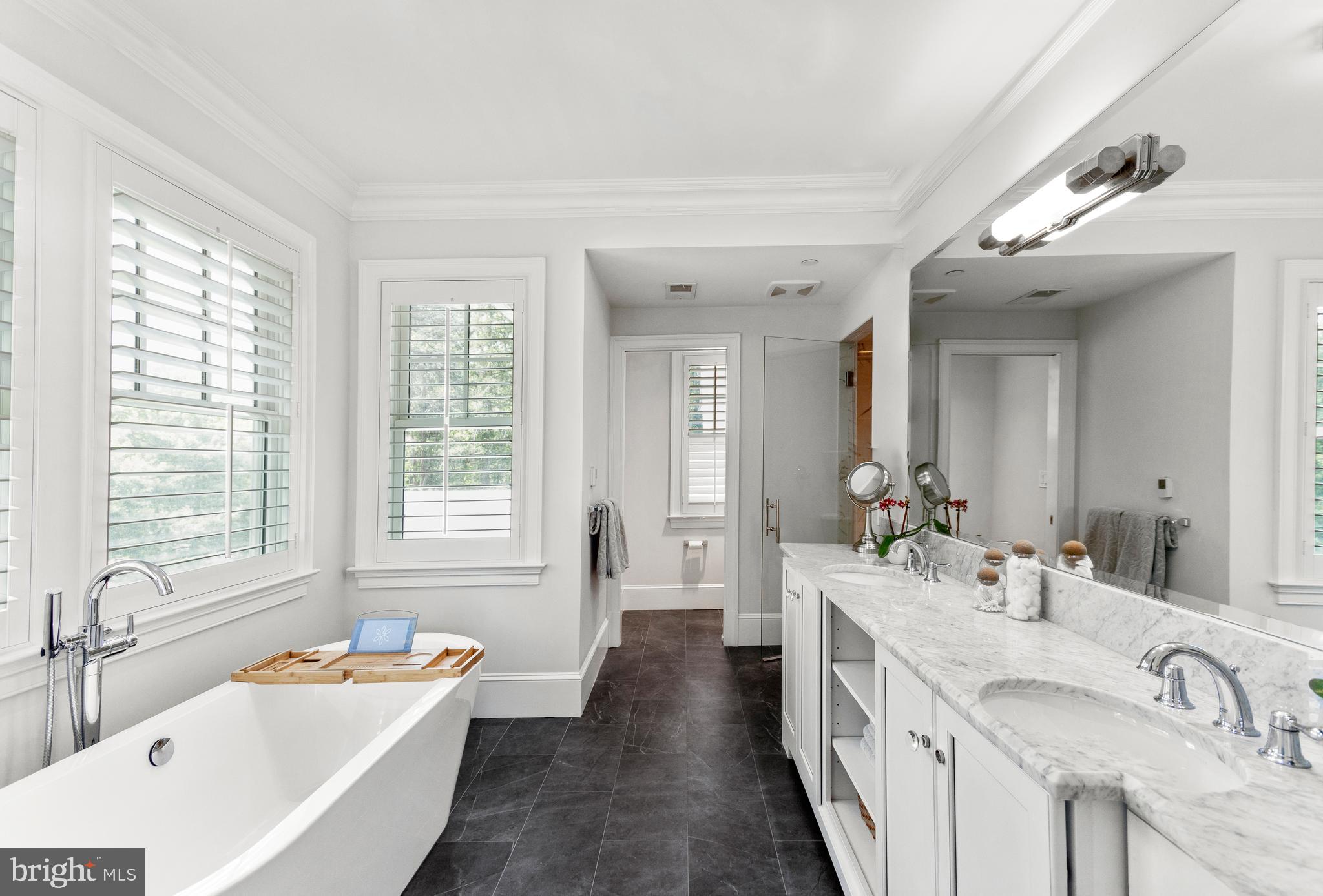 NORWOOD HEIGHTS - Residential