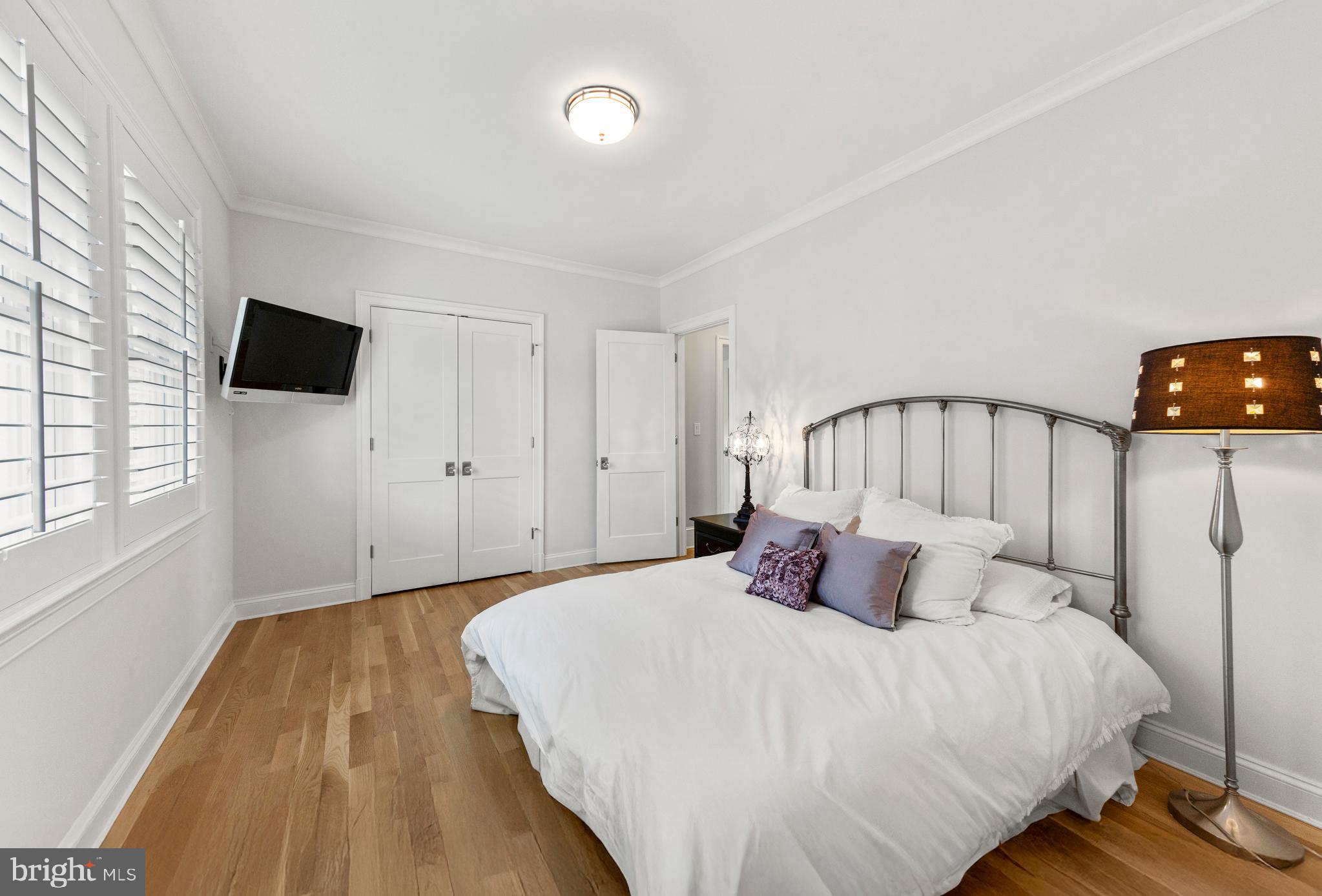 NORWOOD HEIGHTS - Residential