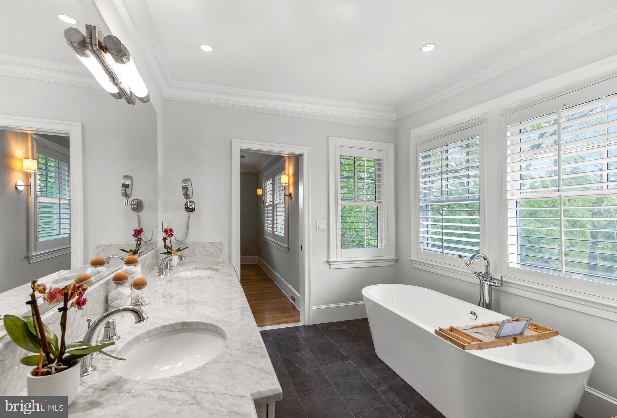 NORWOOD HEIGHTS - Residential