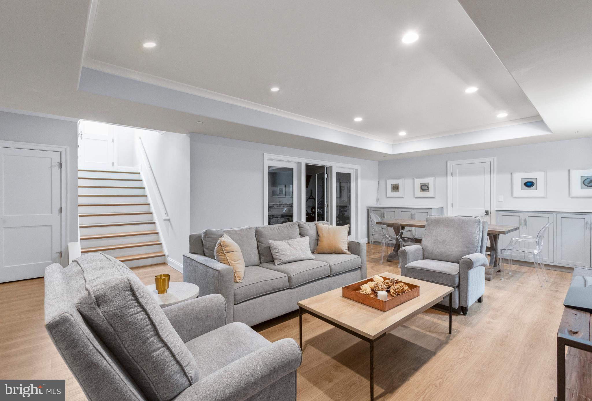 NORWOOD HEIGHTS - Residential