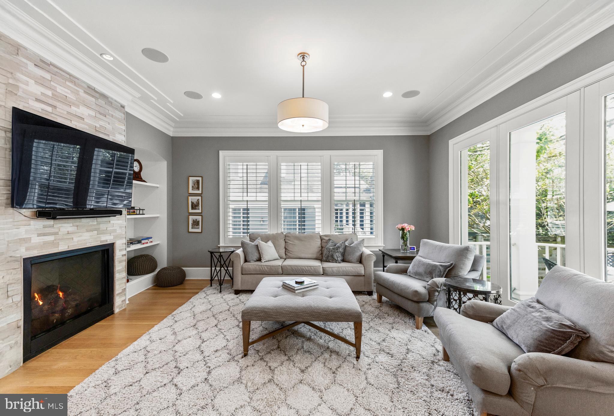 NORWOOD HEIGHTS - Residential