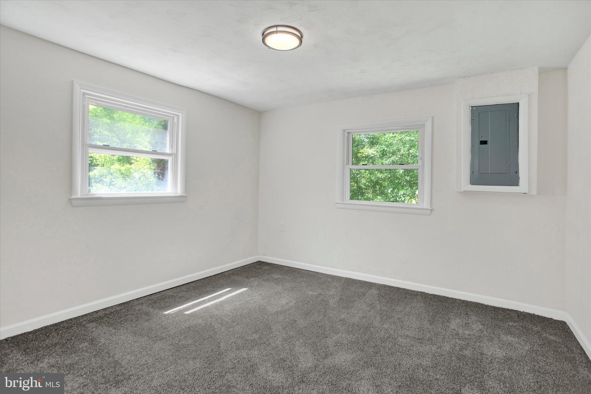 MANCHESTER ESTATES - Residential