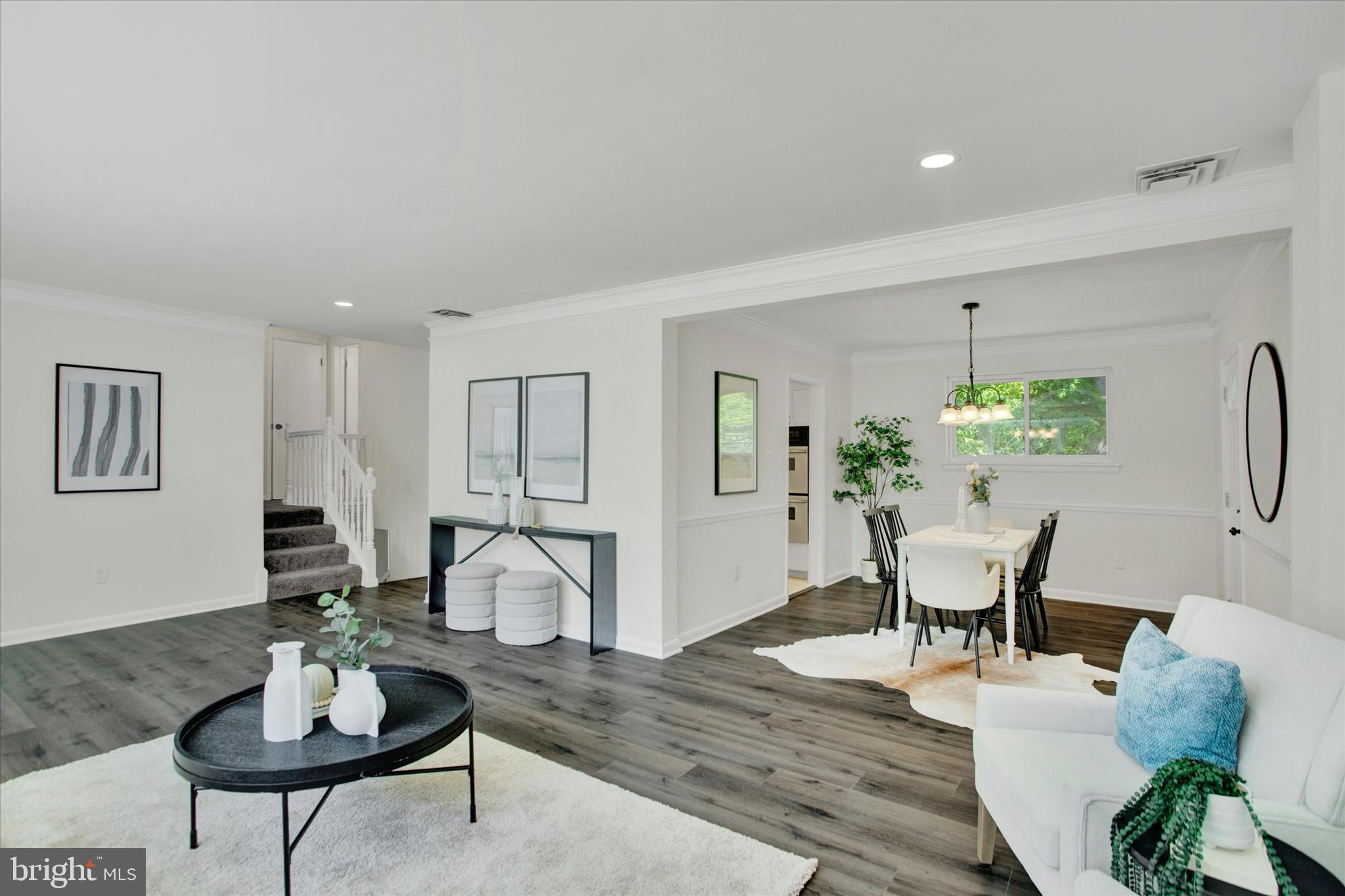 MANCHESTER ESTATES - Residential