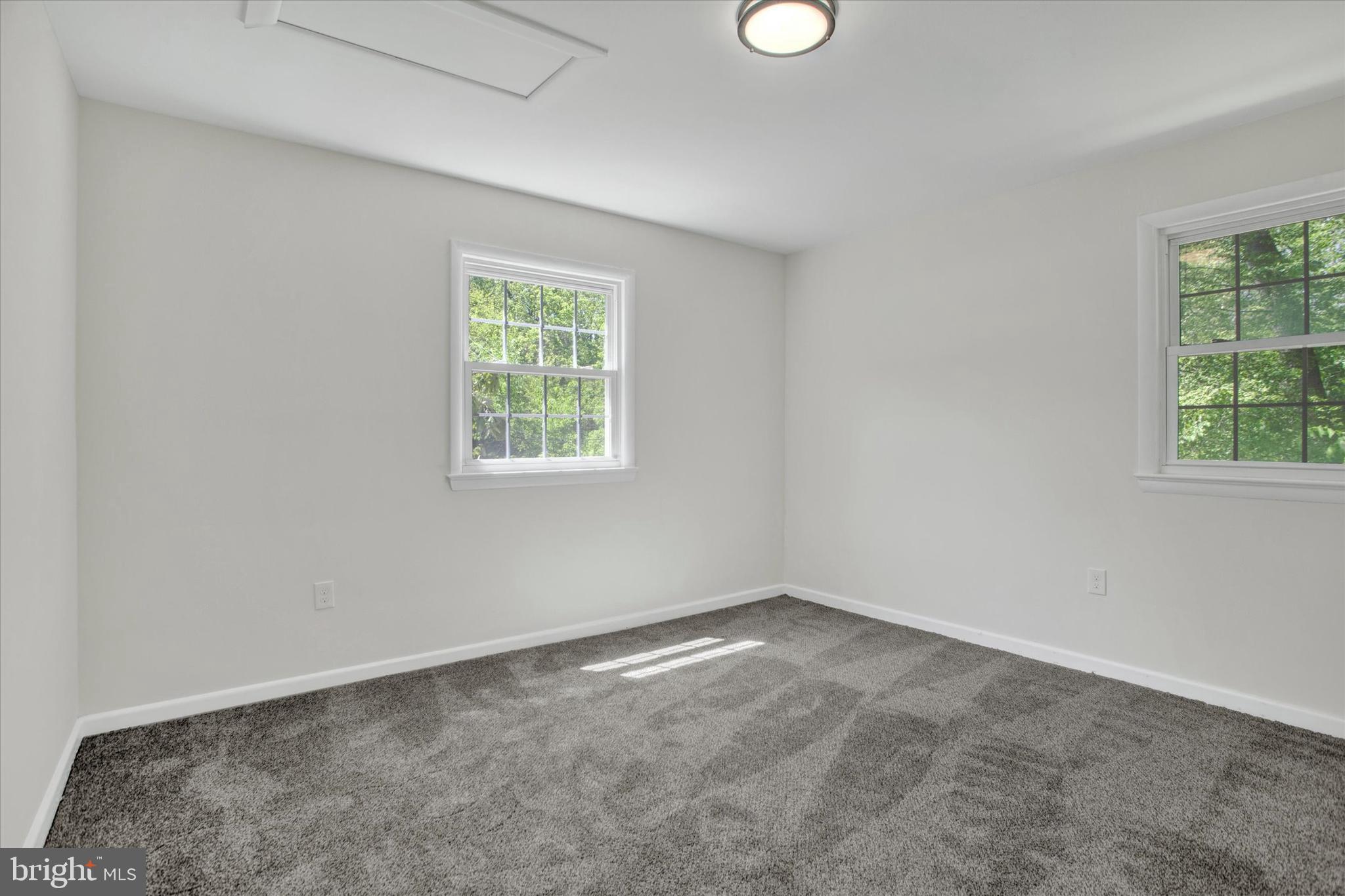 MANCHESTER ESTATES - Residential