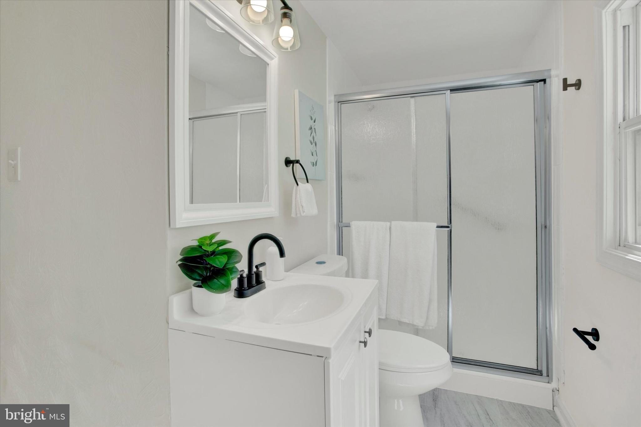 MANCHESTER ESTATES - Residential