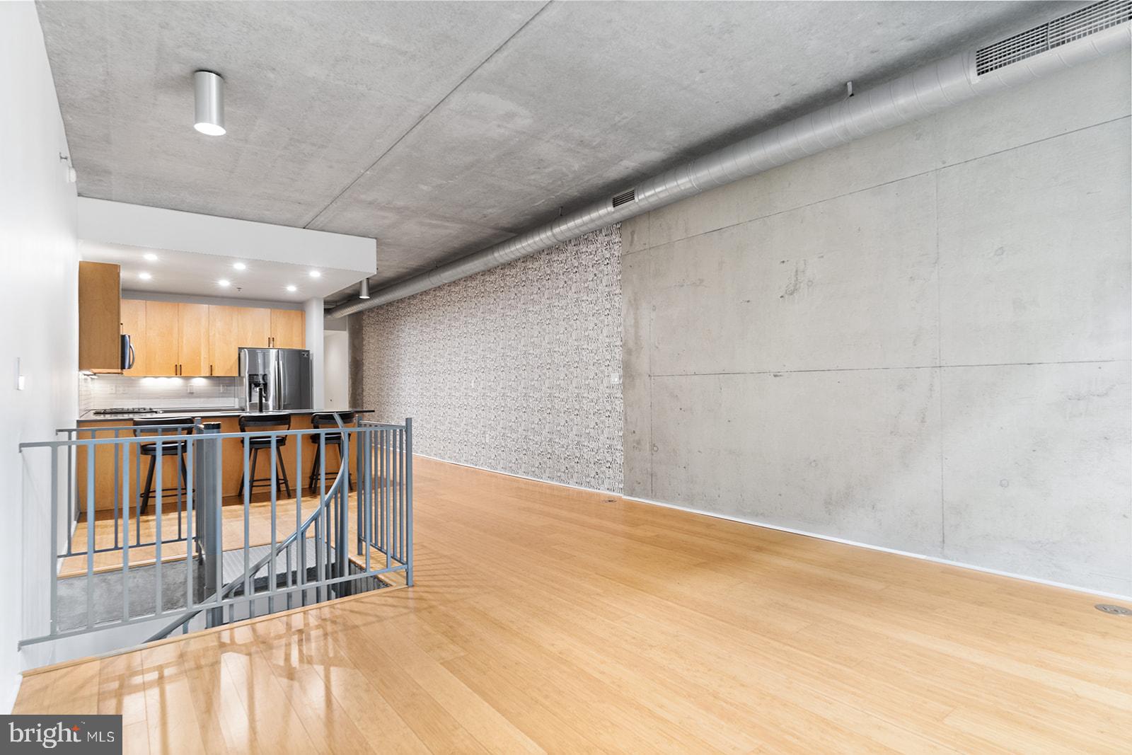 AVENUE OF THE ARTS - Residential