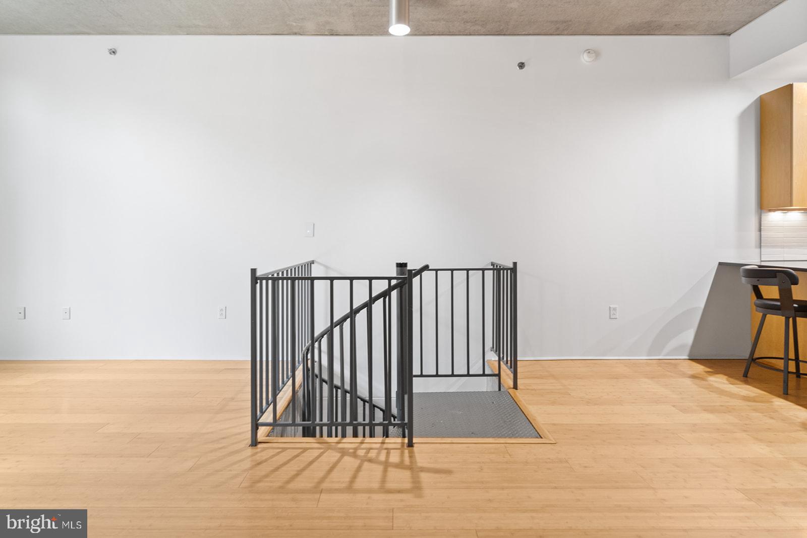 AVENUE OF THE ARTS - Residential