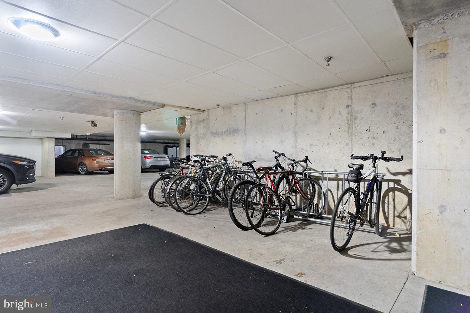 AVENUE OF THE ARTS - Residential