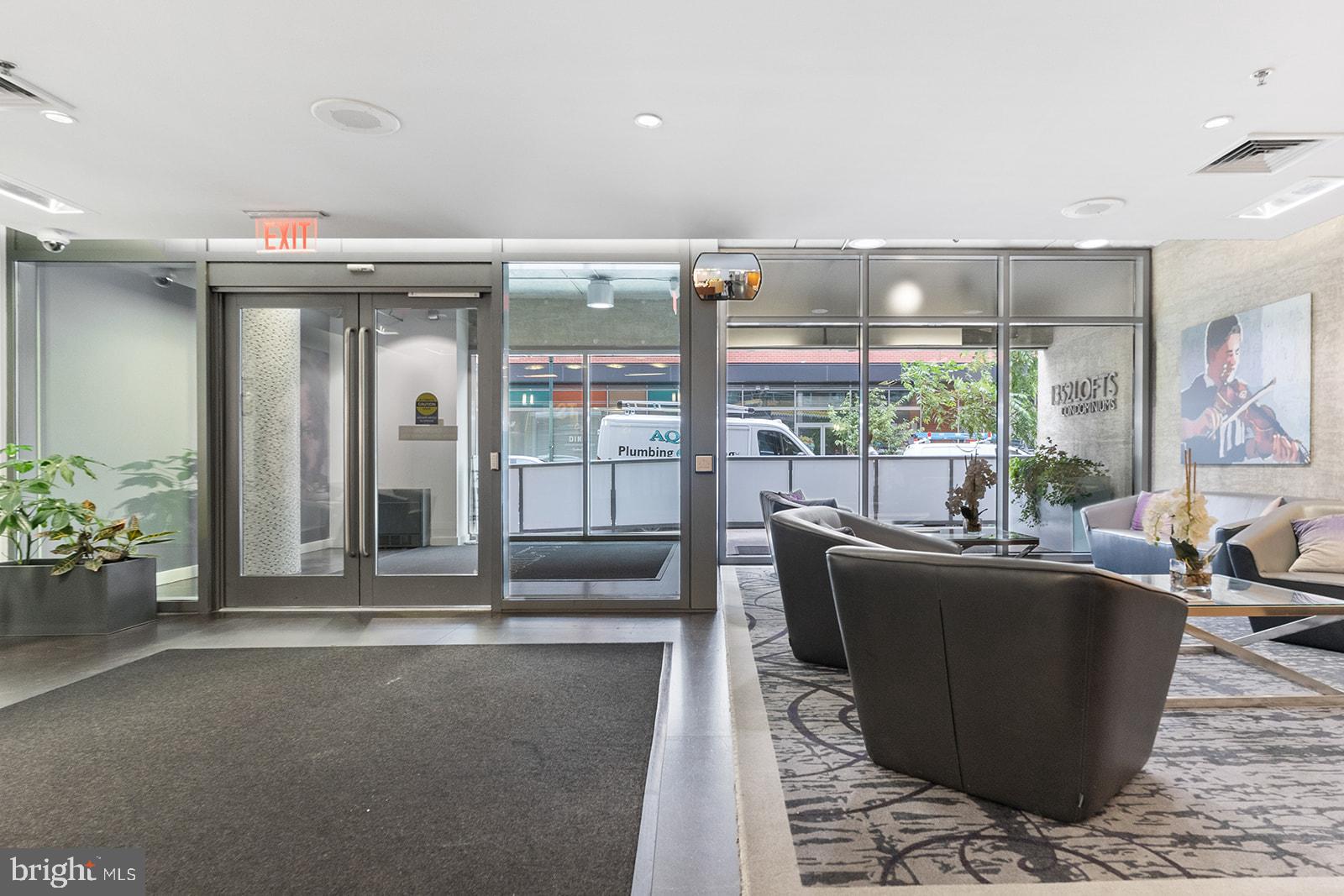 AVENUE OF THE ARTS - Residential