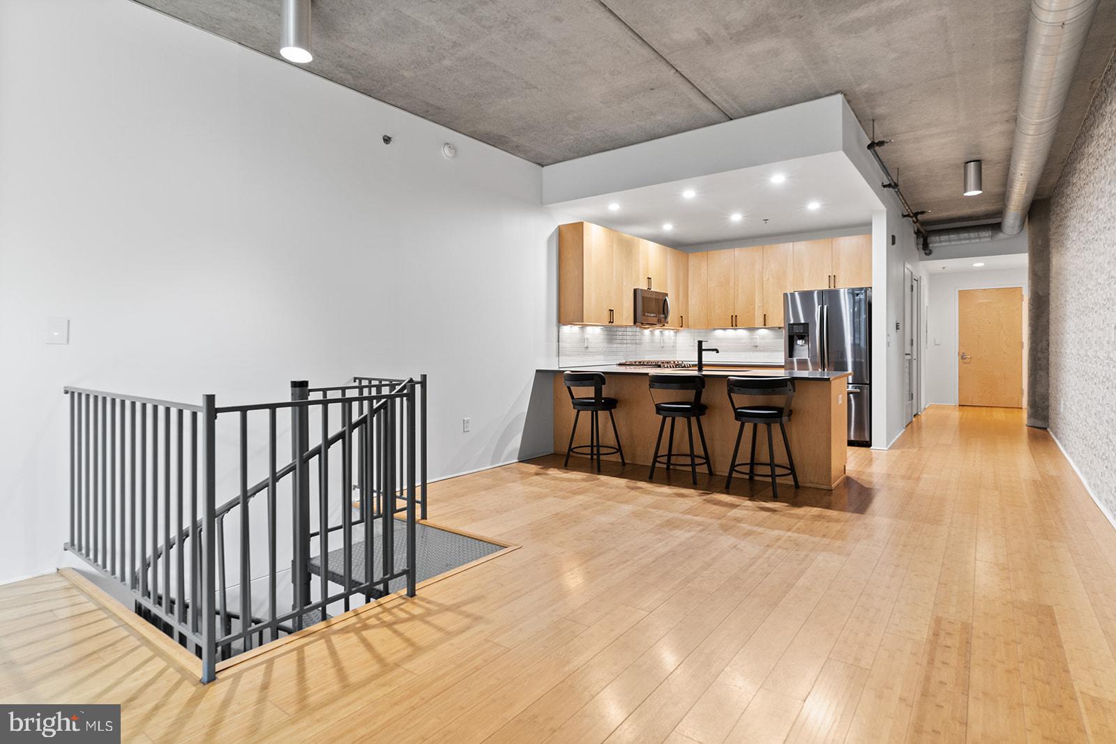 AVENUE OF THE ARTS - Residential