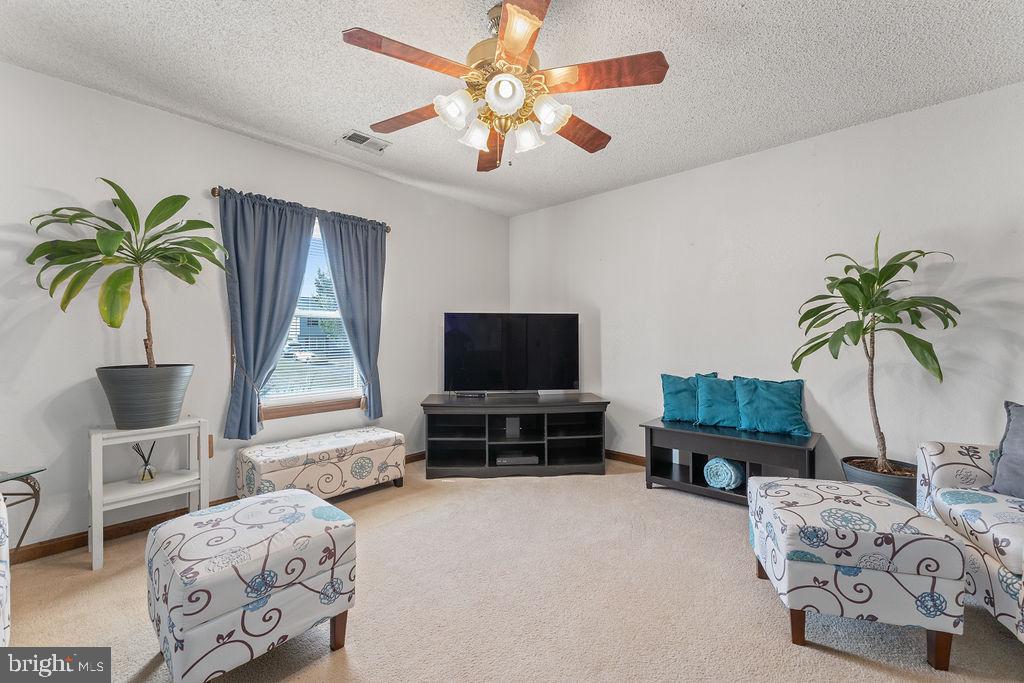 SUMMERSET - Residential