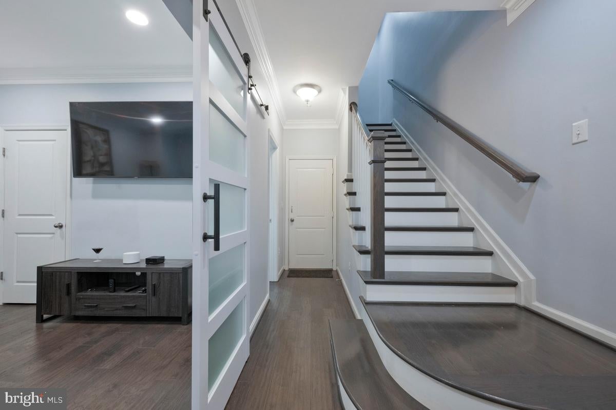 518 HARBORVIEW DRIVE