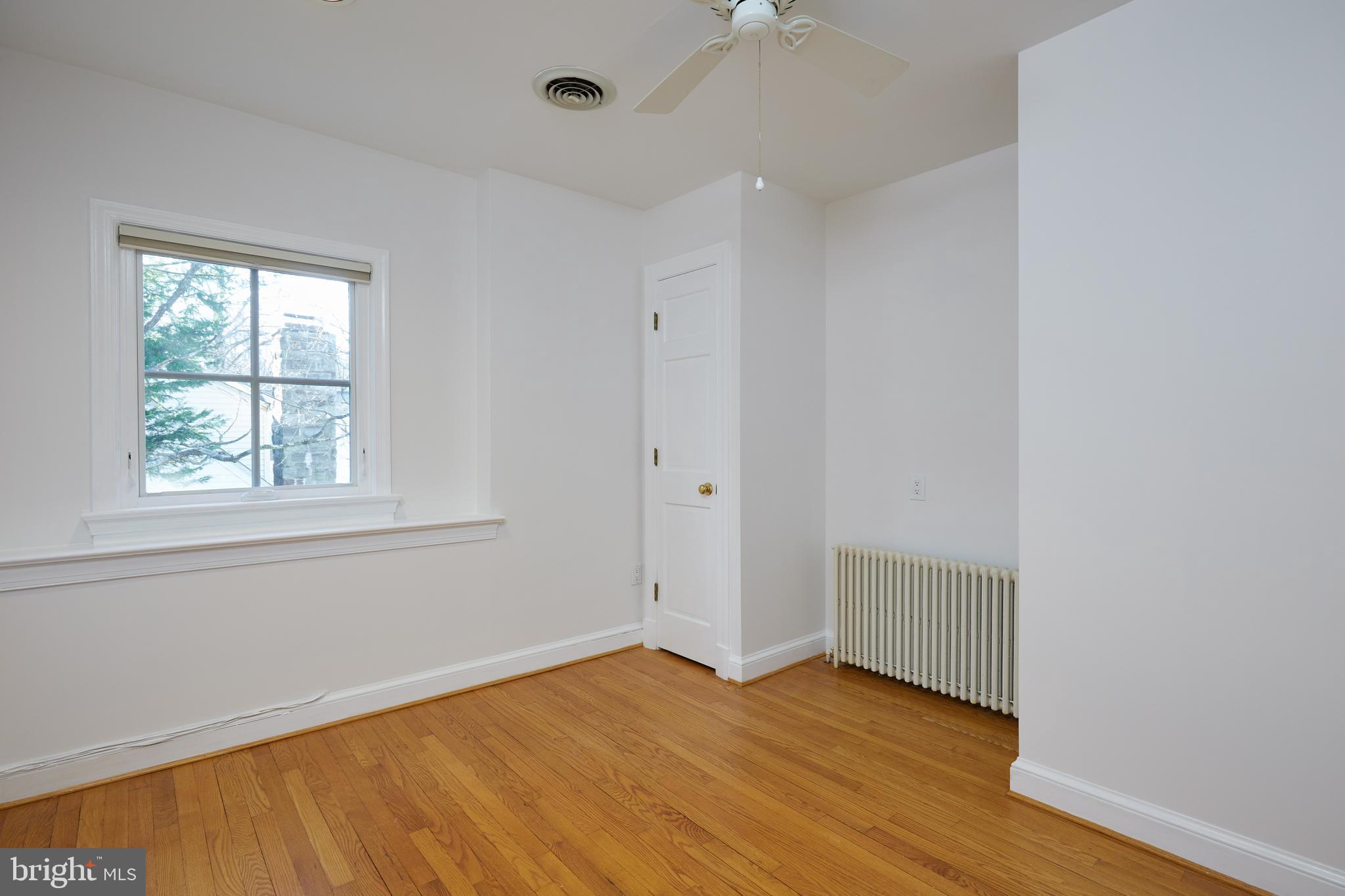 COUNTRY CLUB VILLAGE - Residential