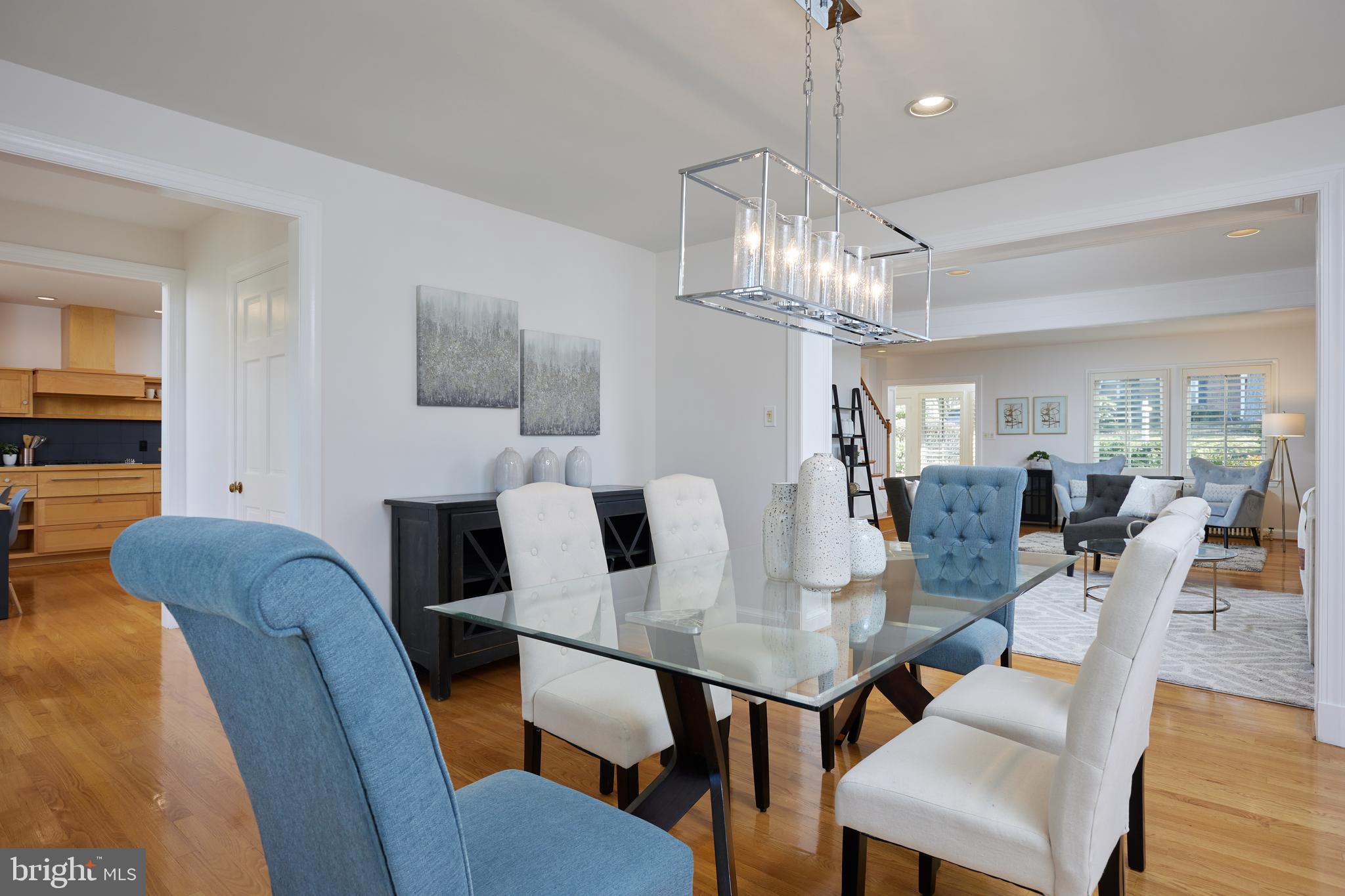 COUNTRY CLUB VILLAGE - Residential