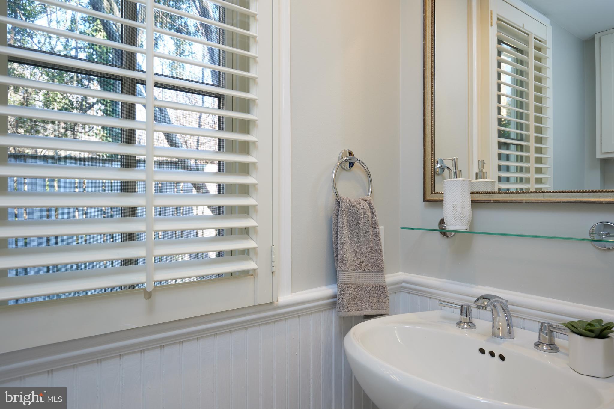 COUNTRY CLUB VILLAGE - Residential