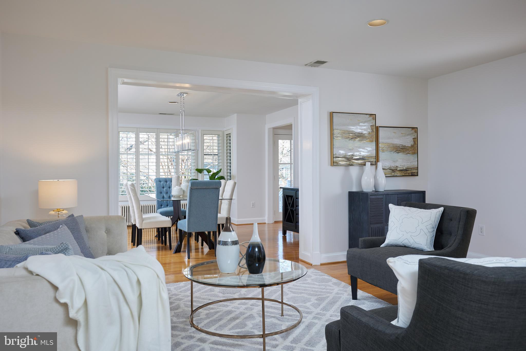 COUNTRY CLUB VILLAGE - Residential