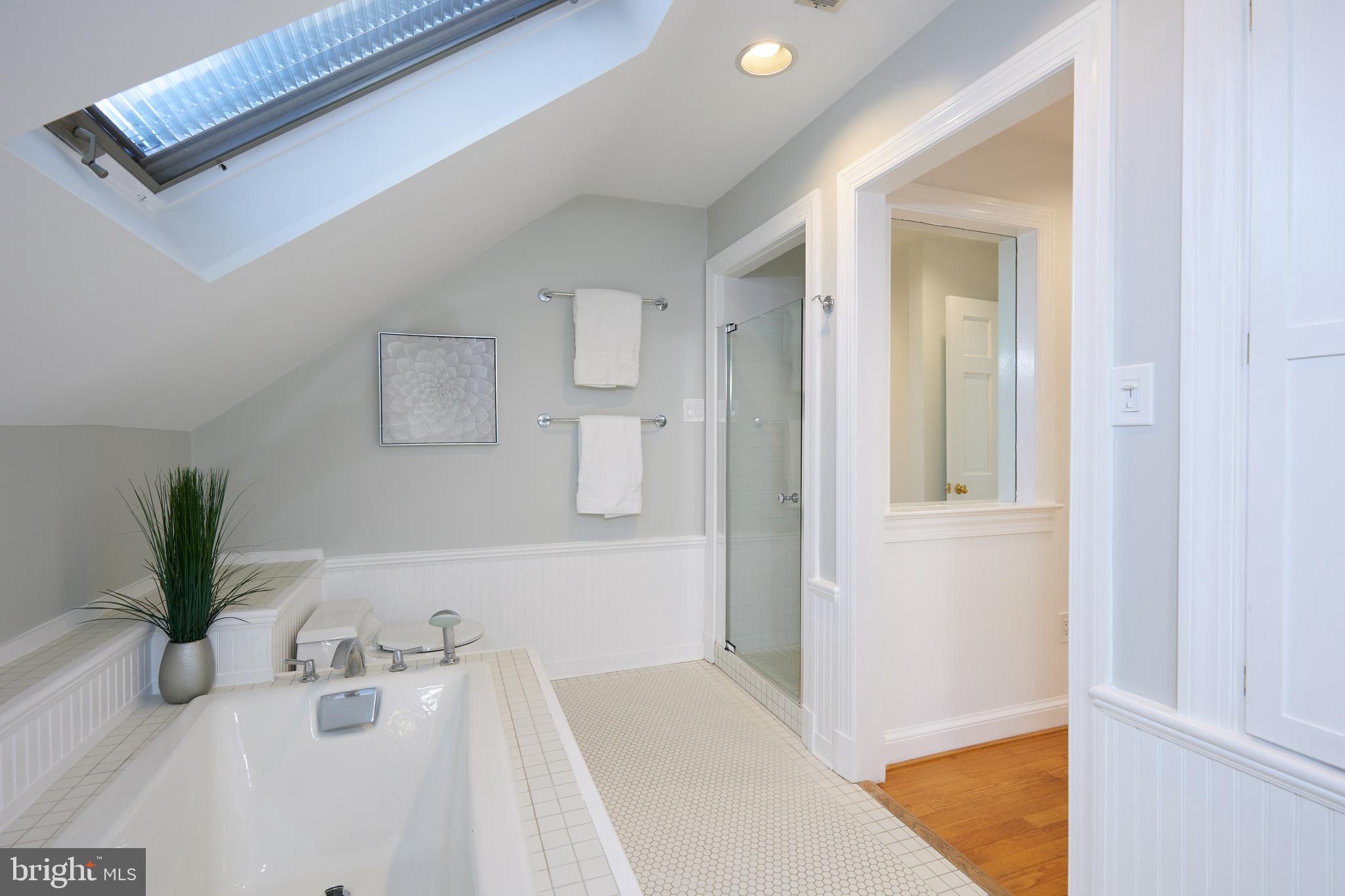 COUNTRY CLUB VILLAGE - Residential