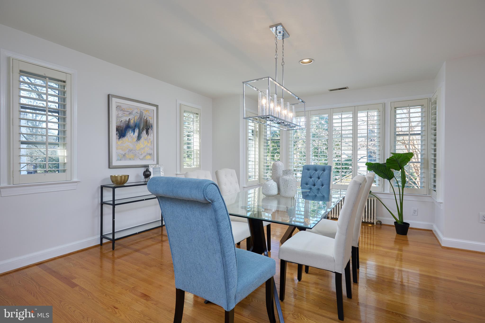 COUNTRY CLUB VILLAGE - Residential