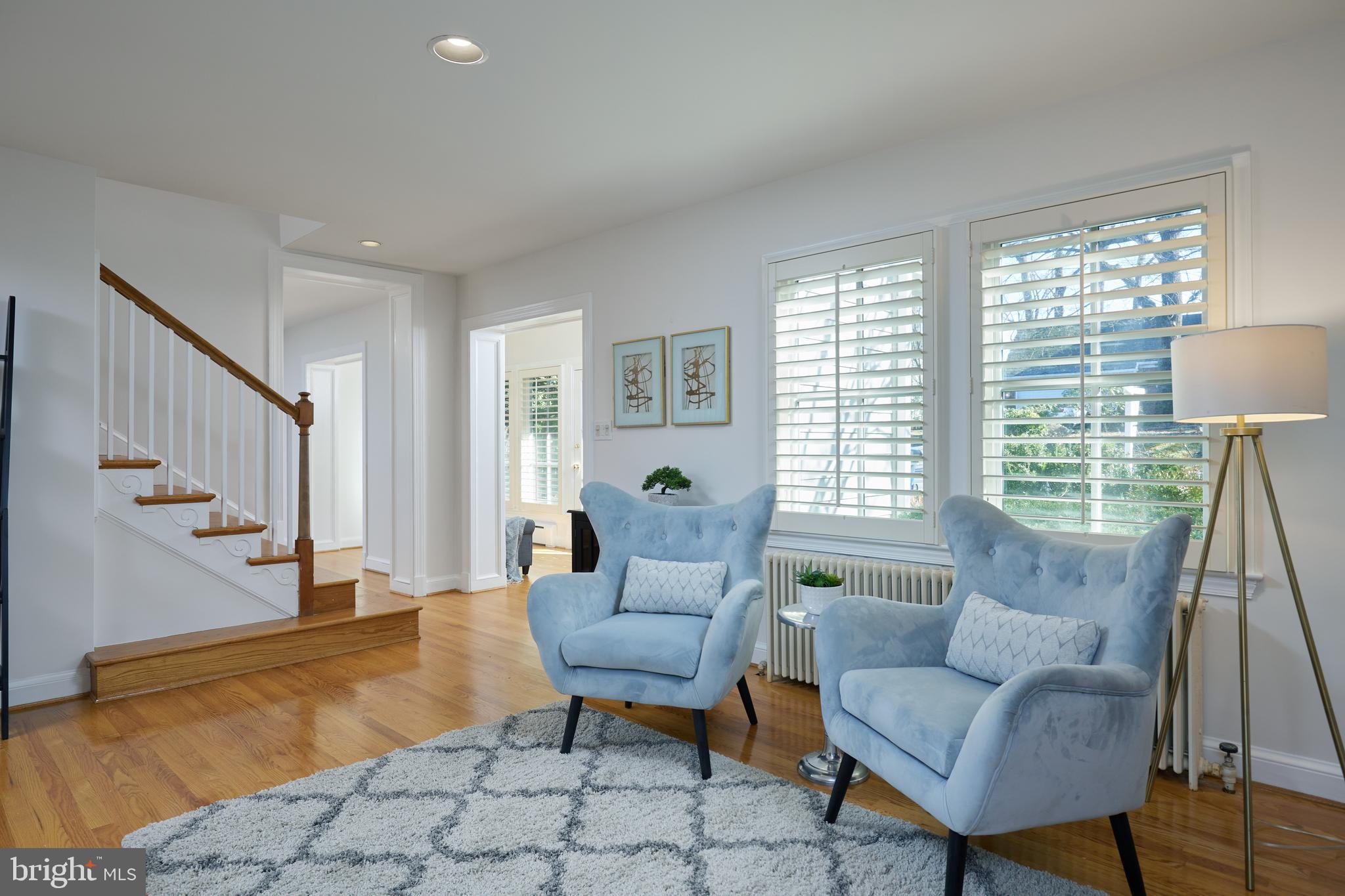 COUNTRY CLUB VILLAGE - Residential