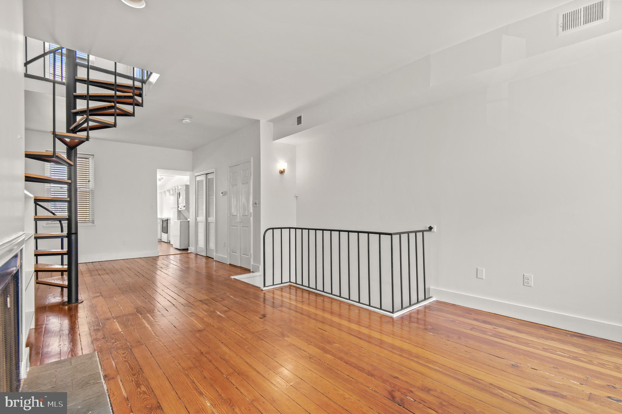 FEDERAL HILL HISTORIC DISTRICT - Residential Lease