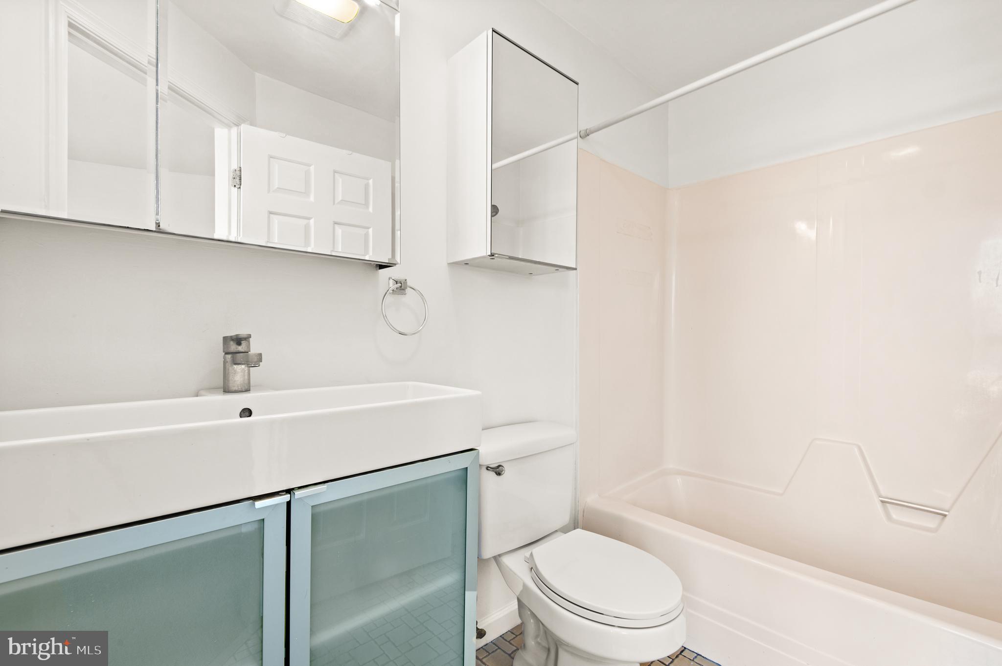 FEDERAL HILL HISTORIC DISTRICT - Residential Lease