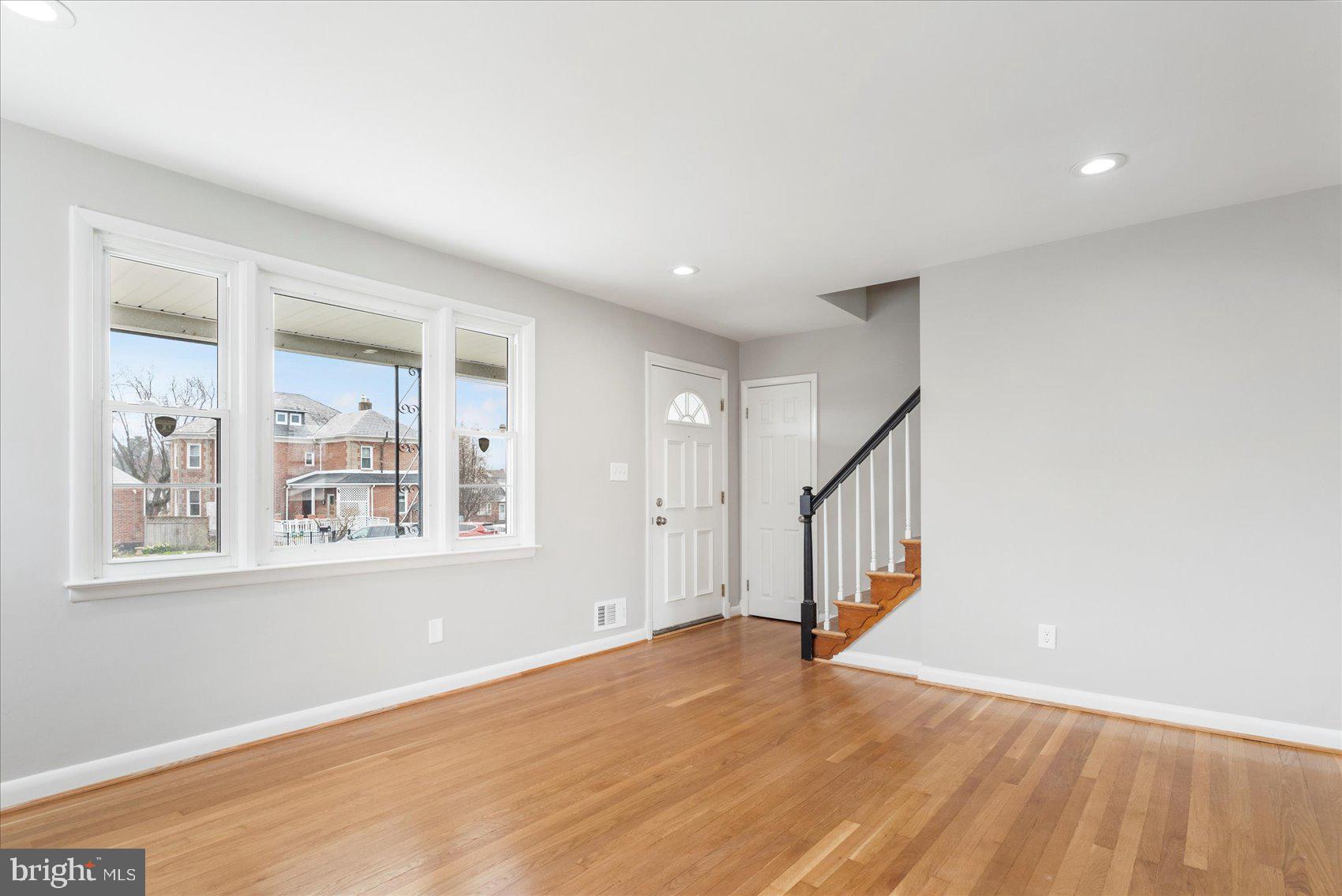 SPERL COURT - Residential