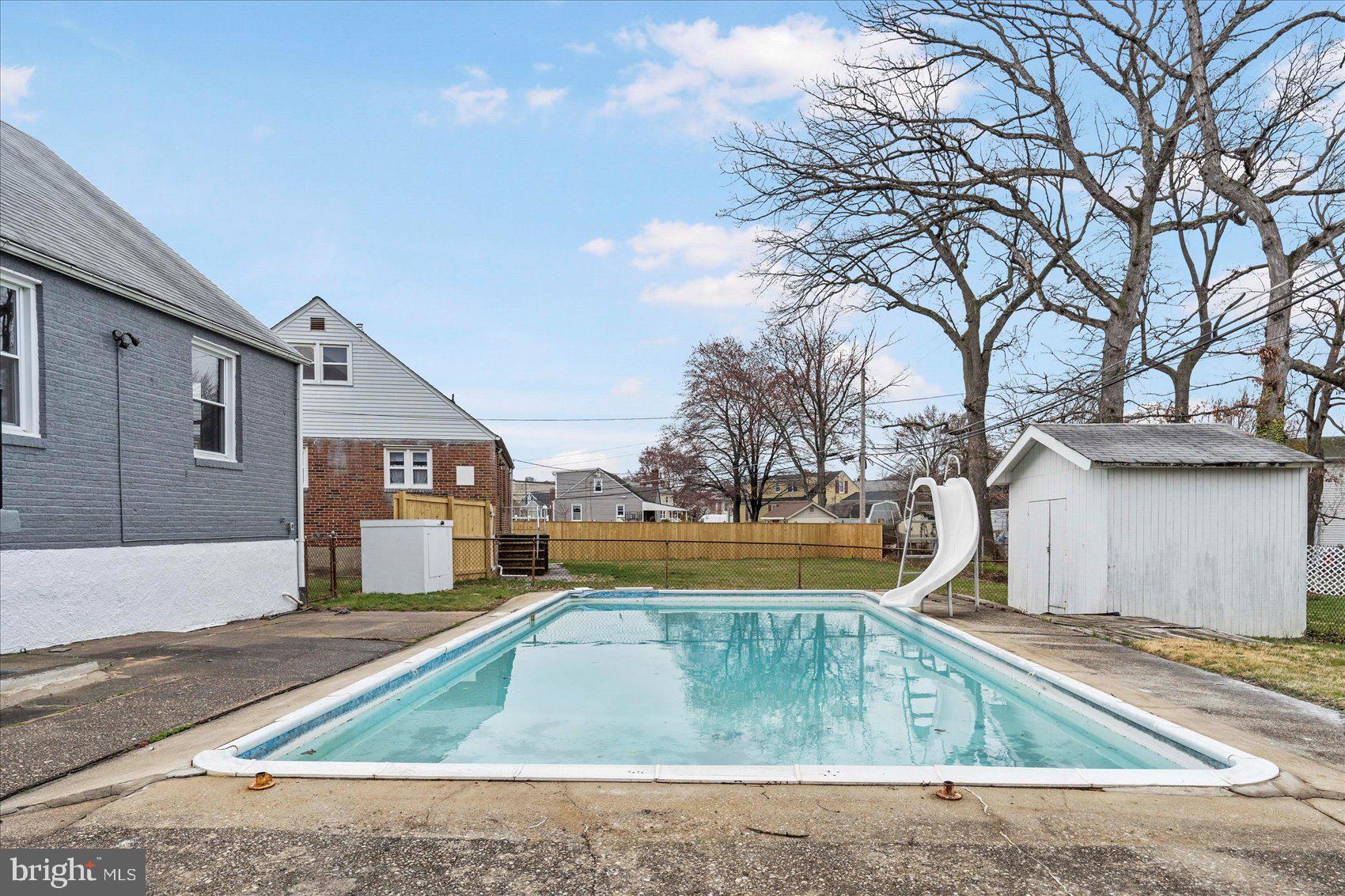 SPERL COURT - Residential