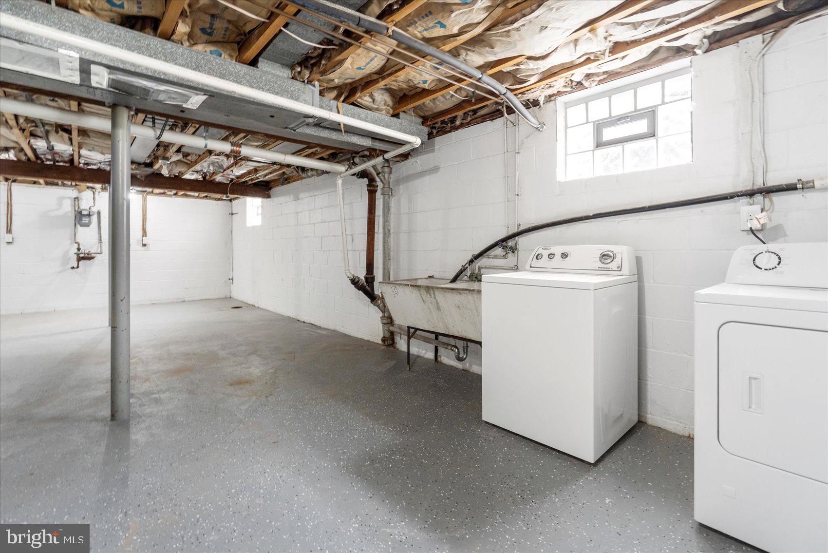 SPERL COURT - Residential