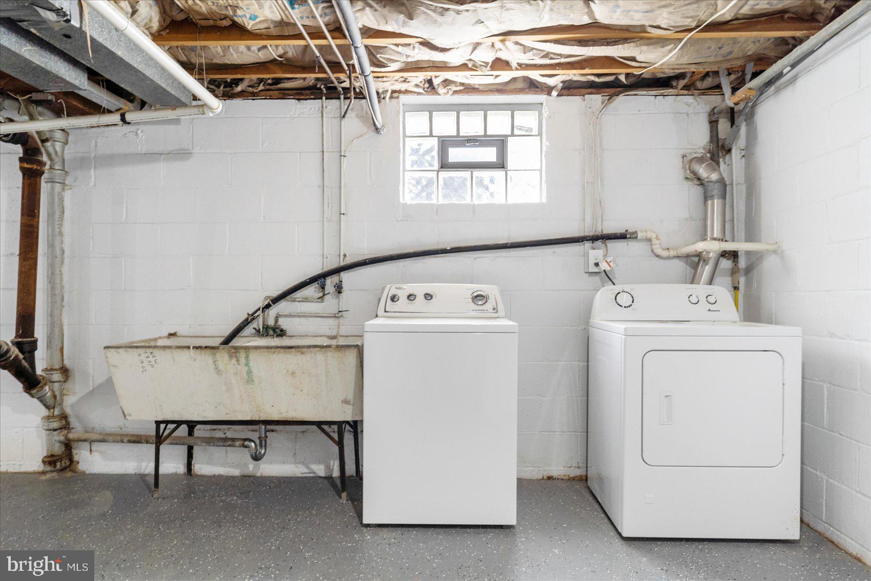 SPERL COURT - Residential