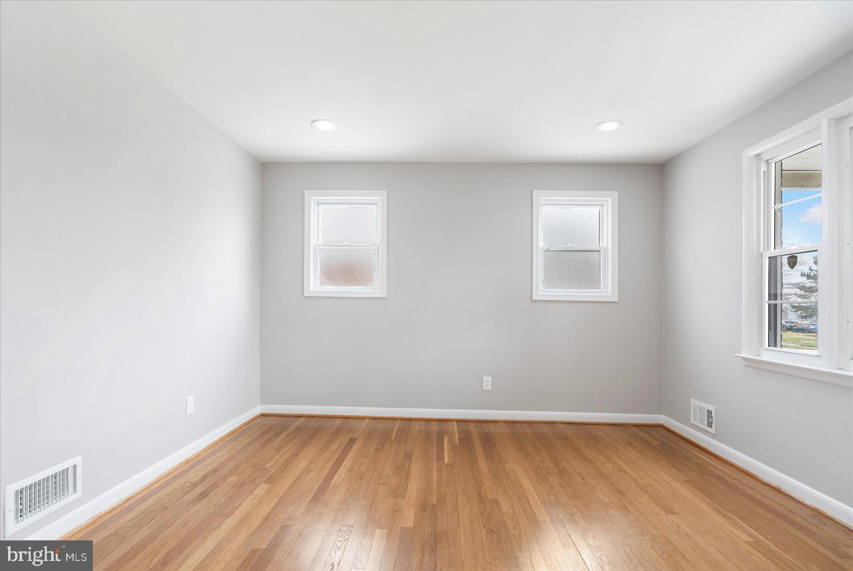 SPERL COURT - Residential