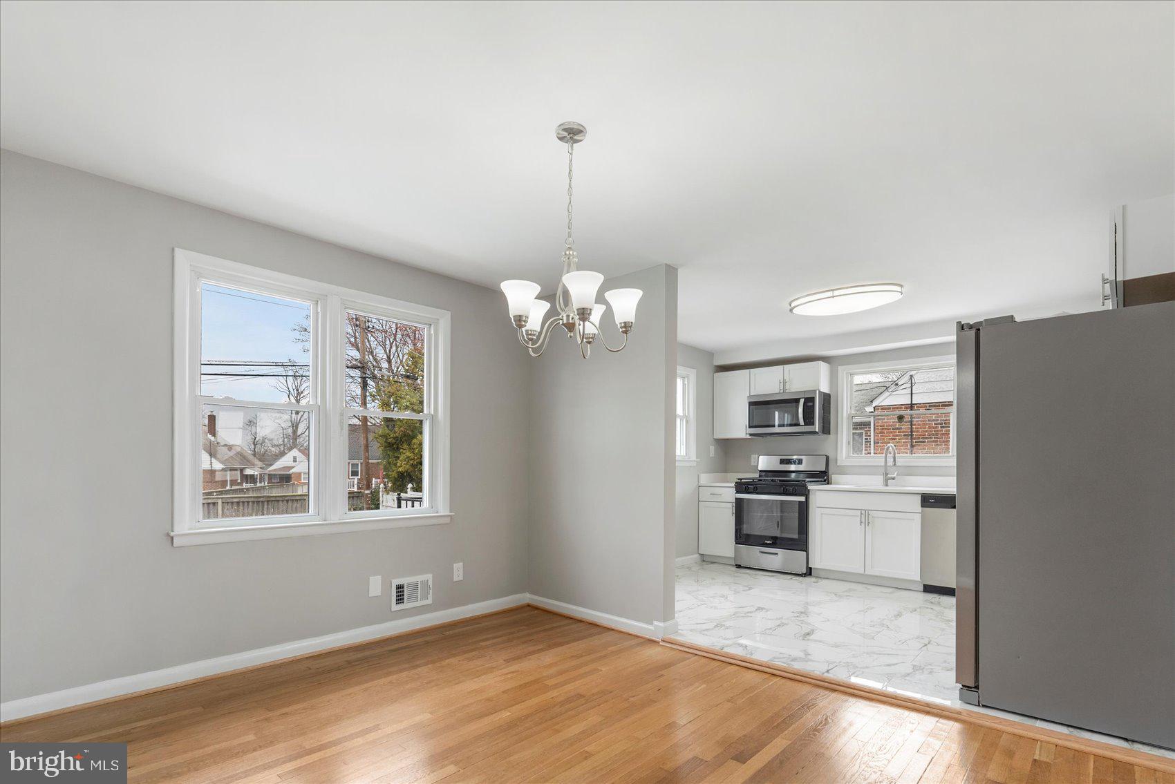 SPERL COURT - Residential