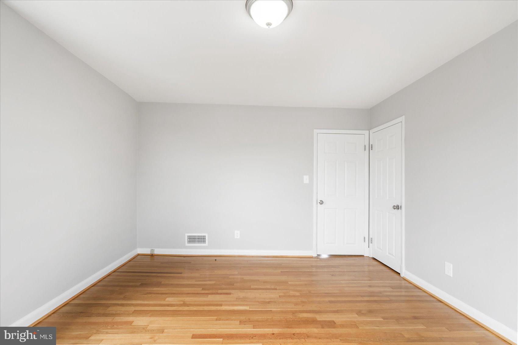 SPERL COURT - Residential