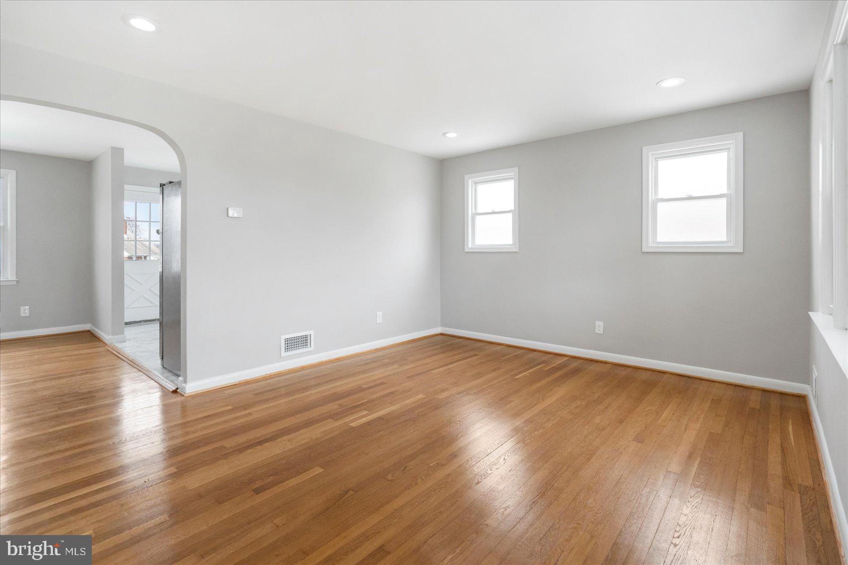 SPERL COURT - Residential