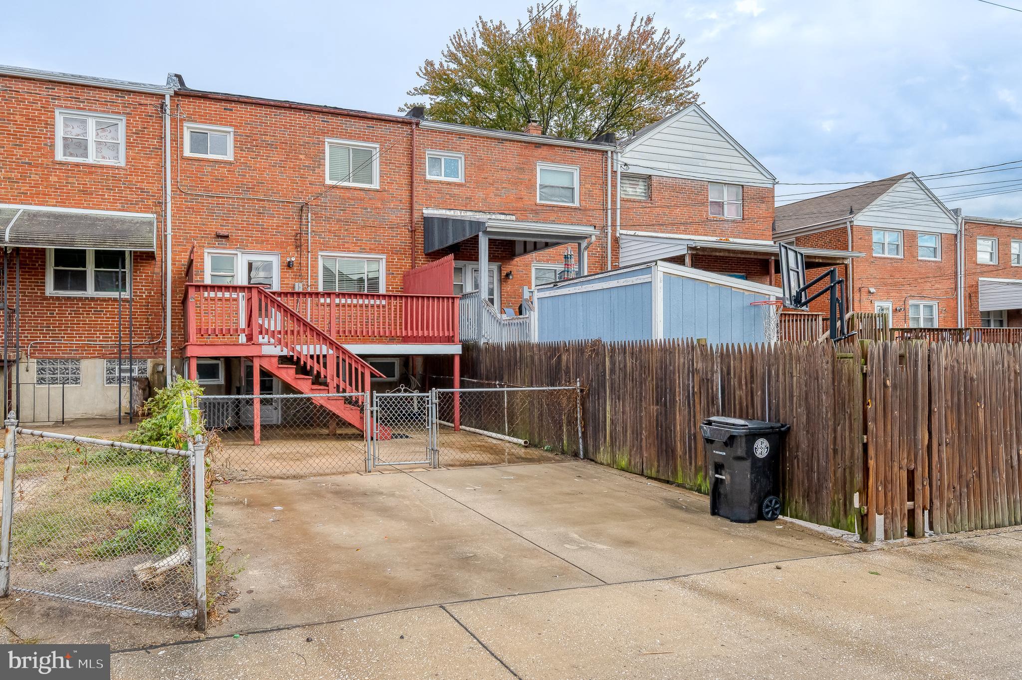 EASTFIELD - Residential