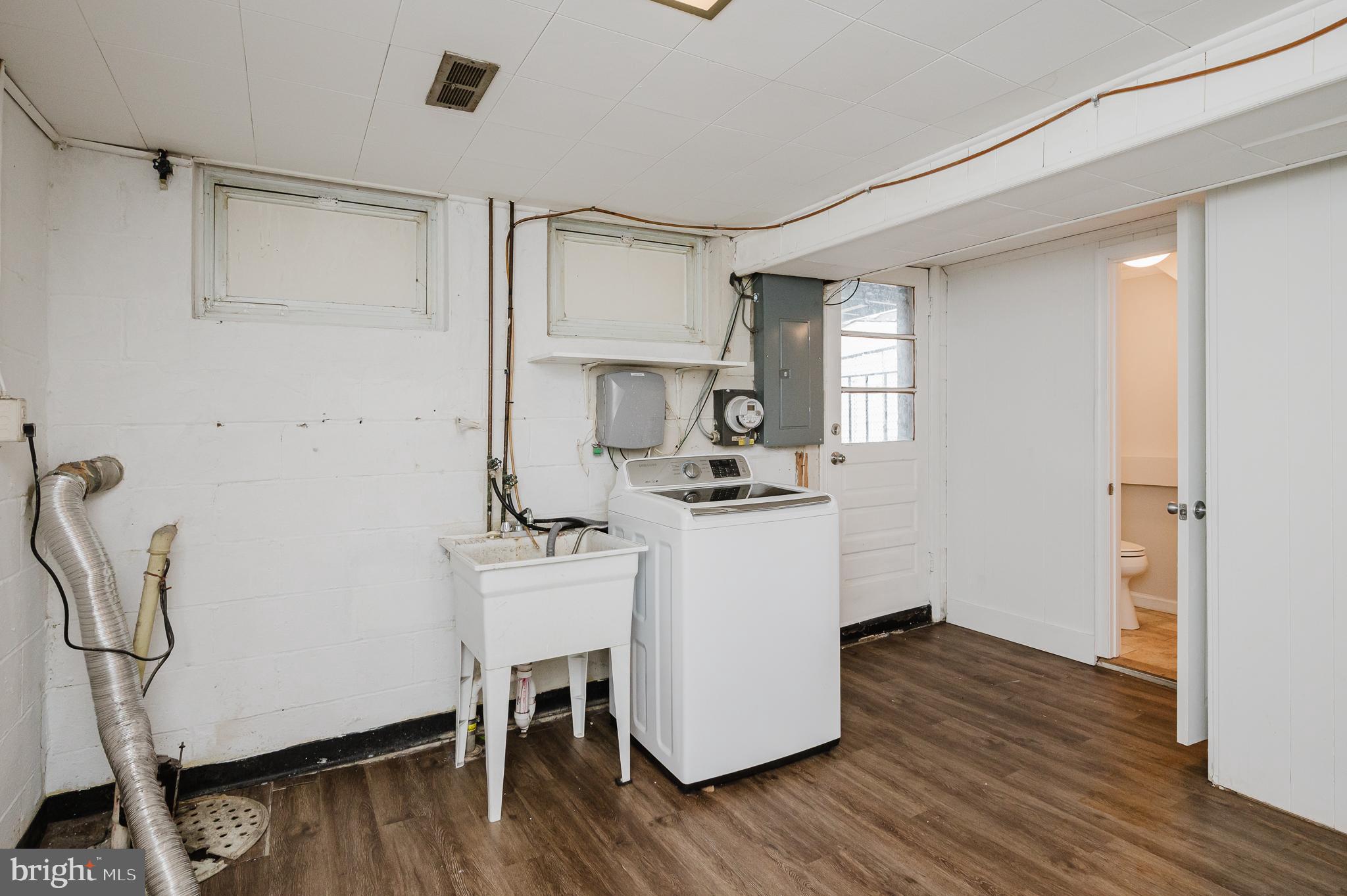 EASTFIELD - Residential