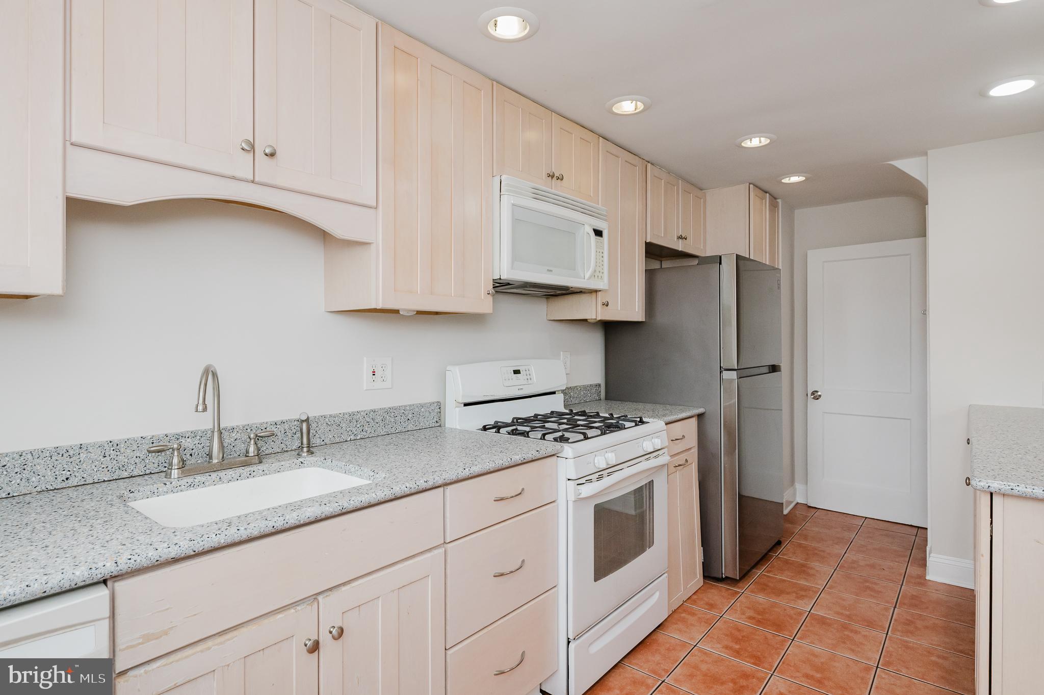 EASTFIELD - Residential