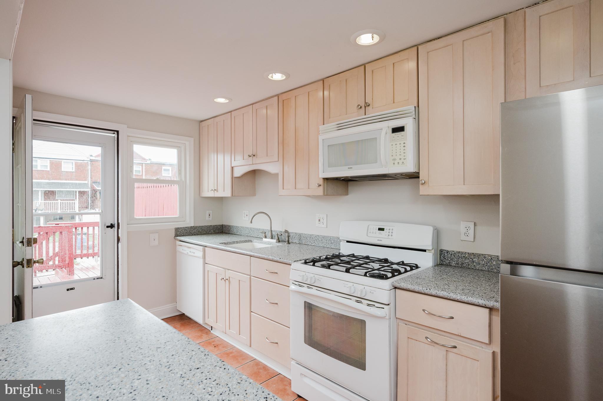 EASTFIELD - Residential