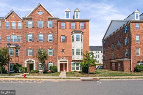 Condo For Sale - 21643 Romans Drive<br/> ASHBURN, VA 20147