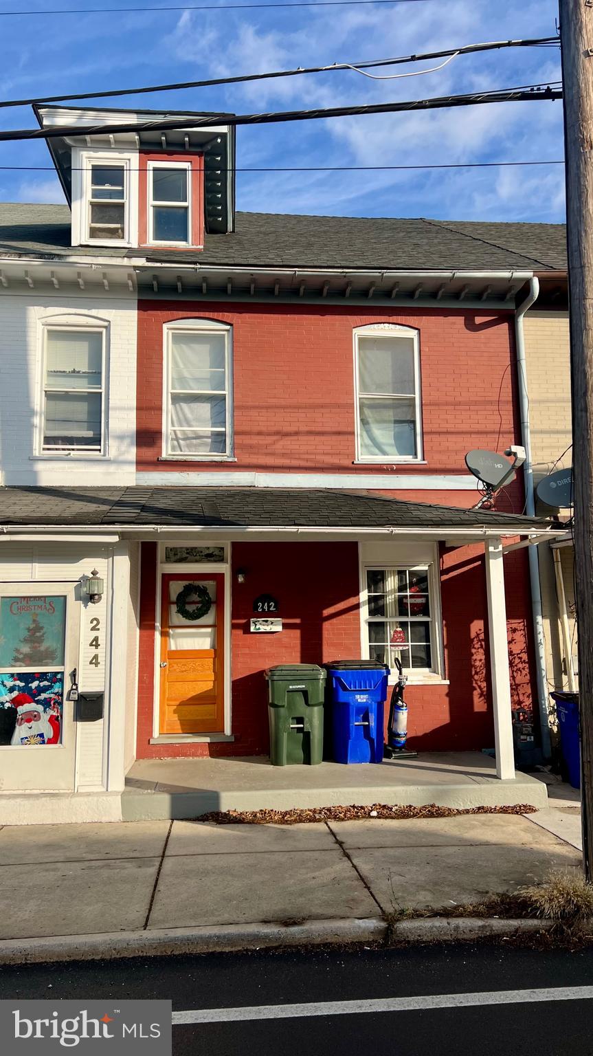 HAGERSTOWN - Residential