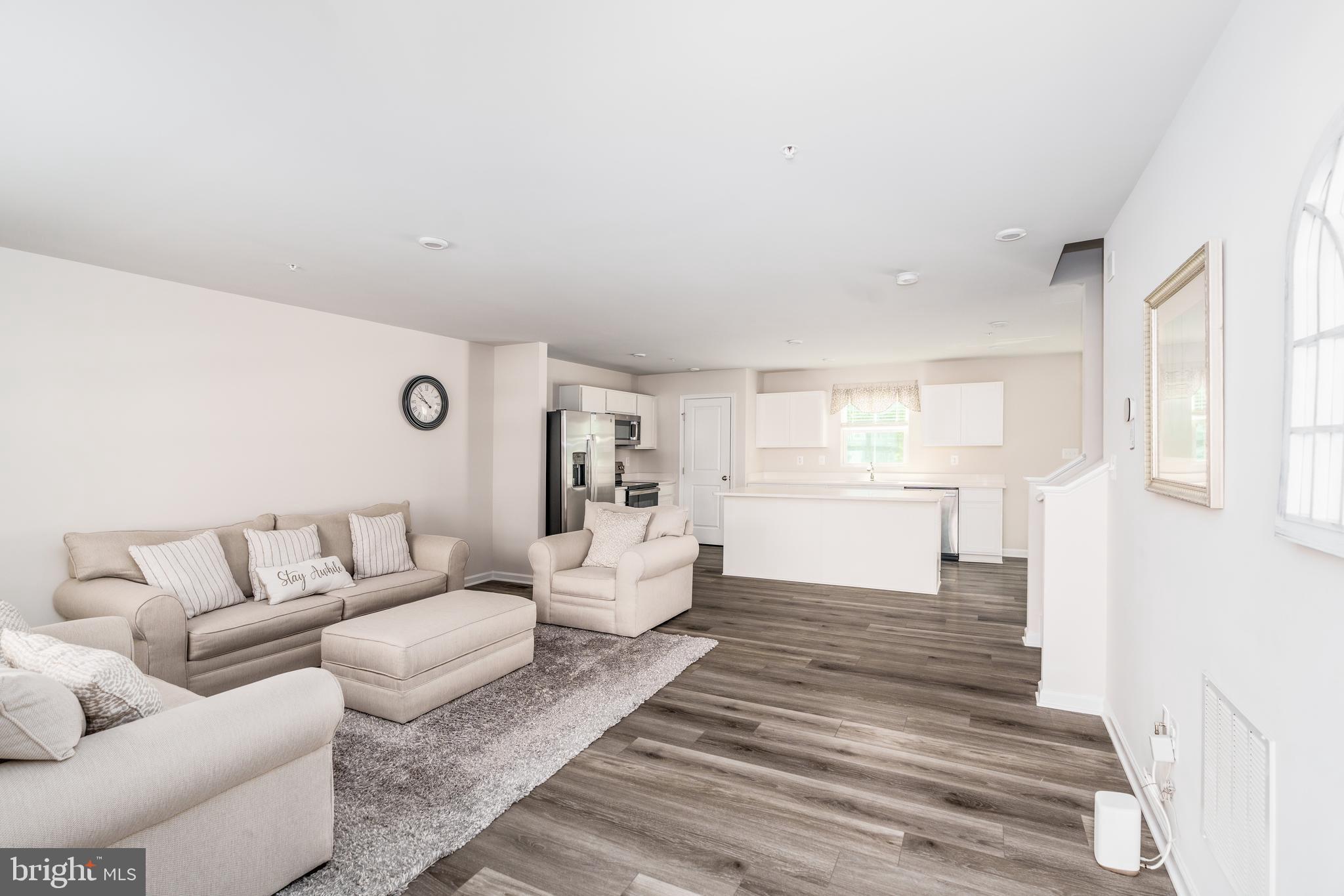 7 INKBERRY LANE