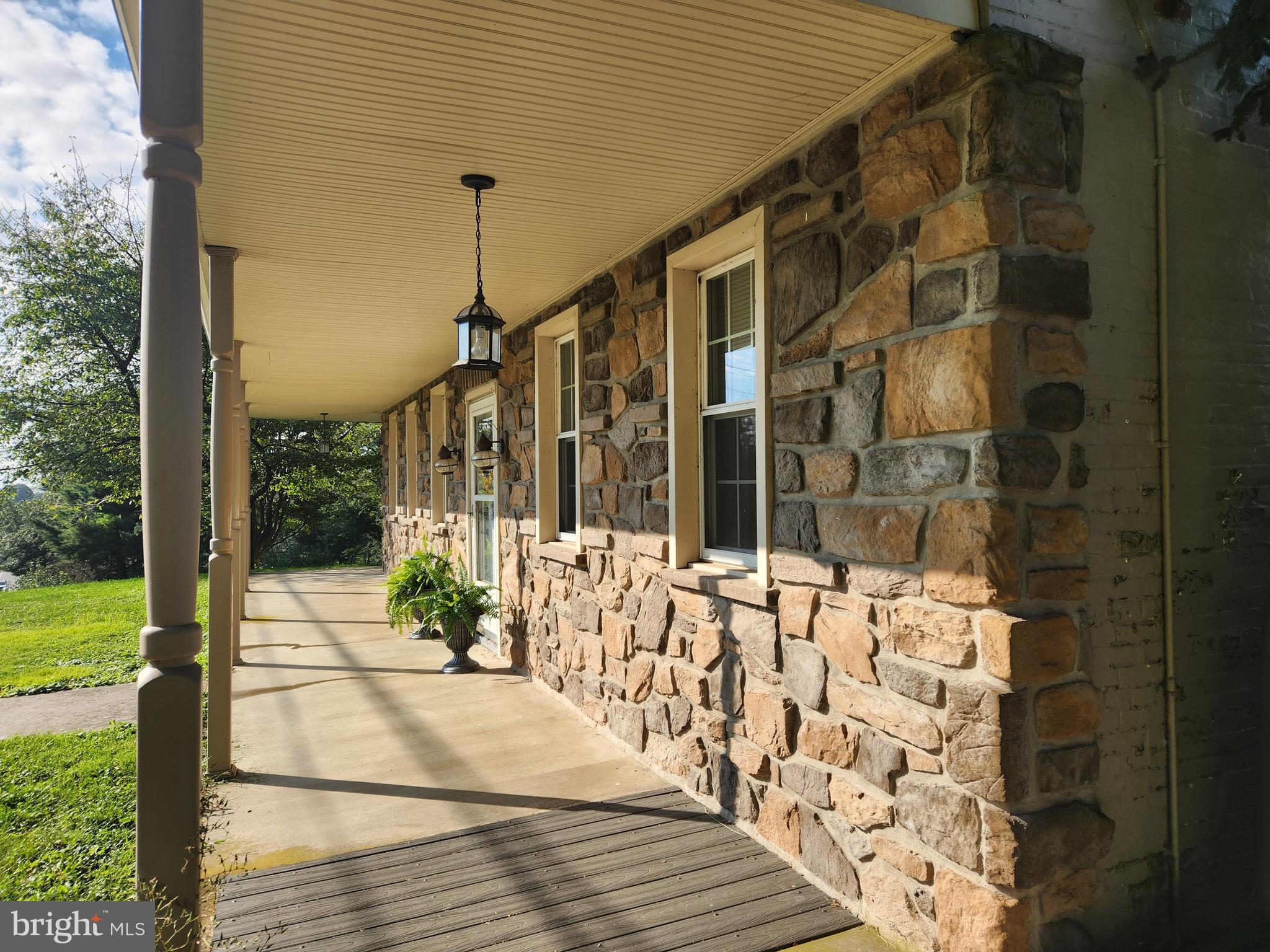 SPORTING HILL - Residential