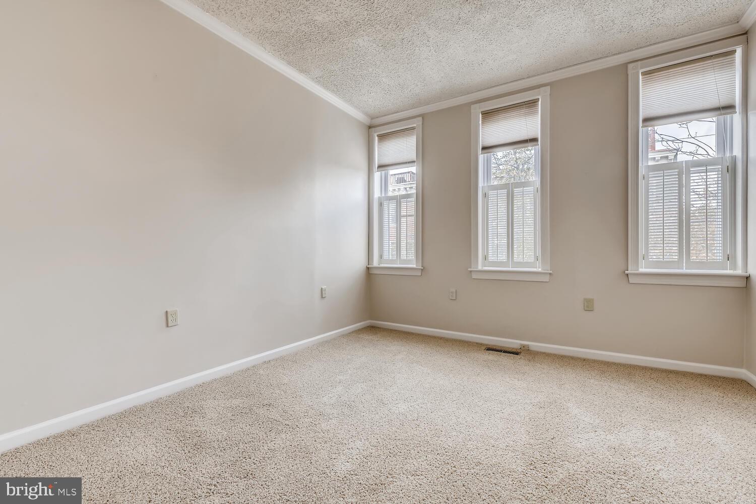 FEDERAL HILL HISTORIC DISTRICT - Residential Lease