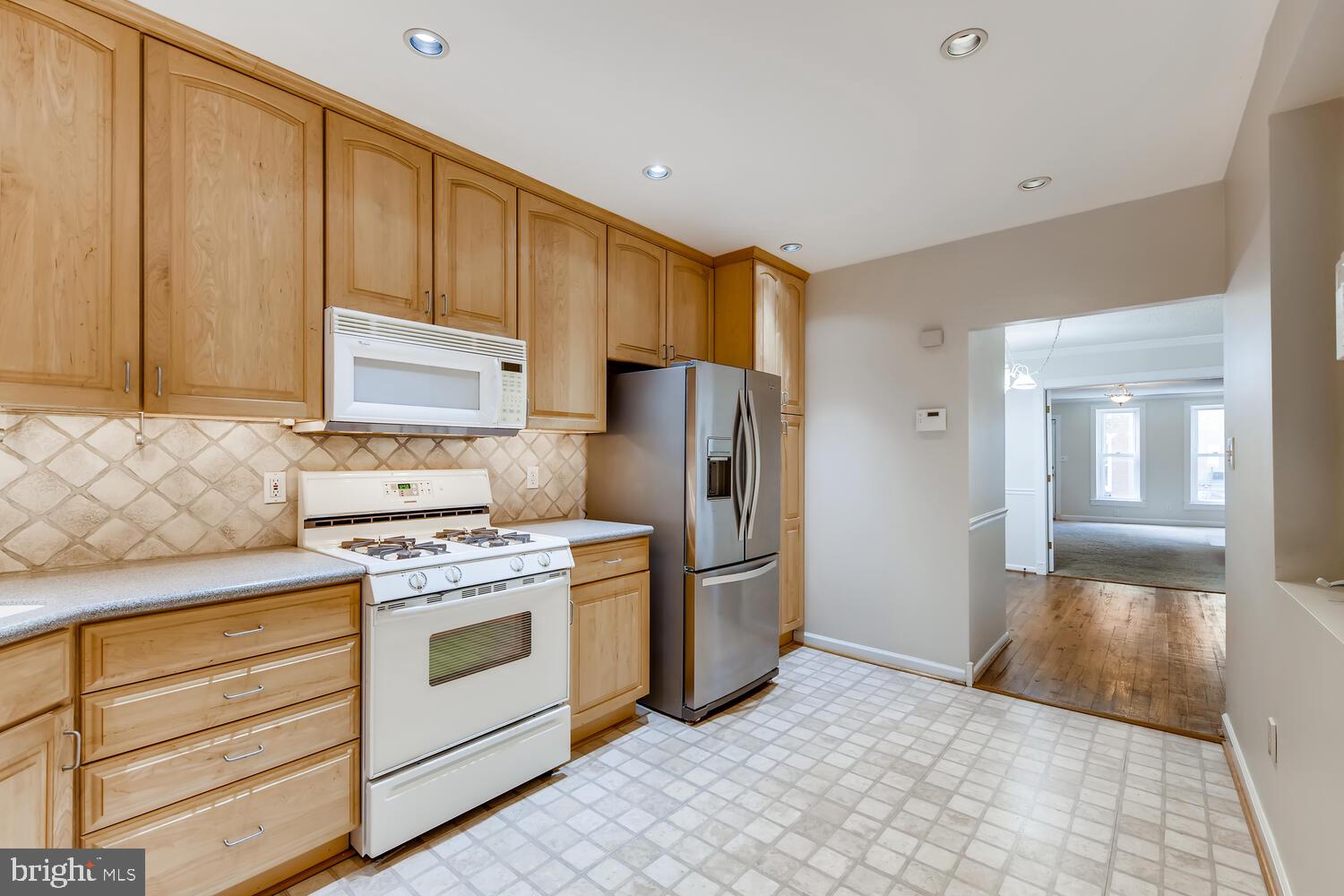 FEDERAL HILL HISTORIC DISTRICT - Residential Lease