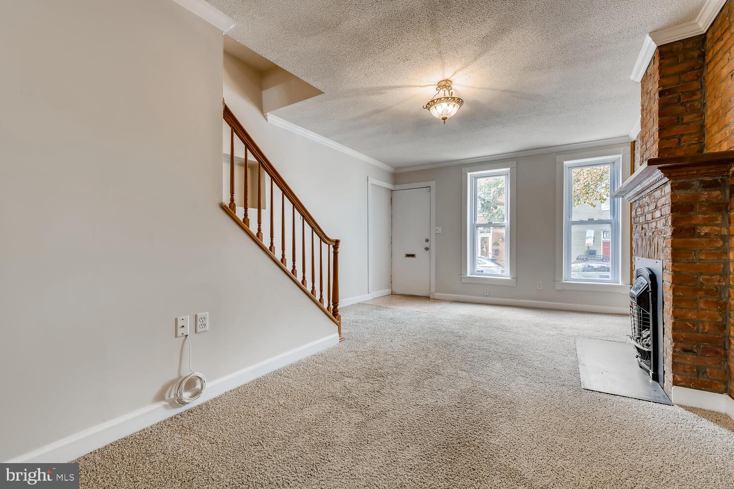 FEDERAL HILL HISTORIC DISTRICT - Residential Lease