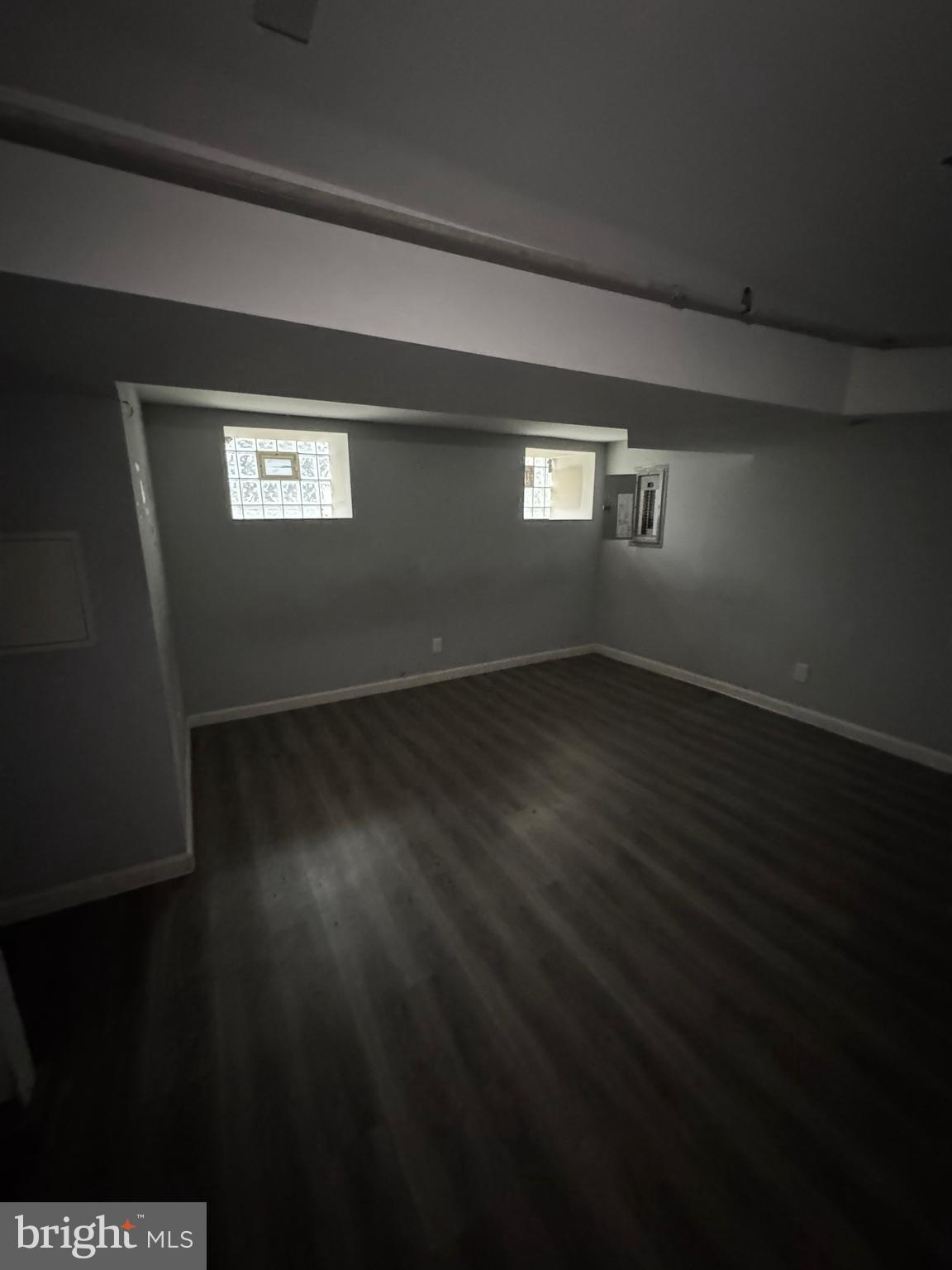 WEST OAK LANE - Residential