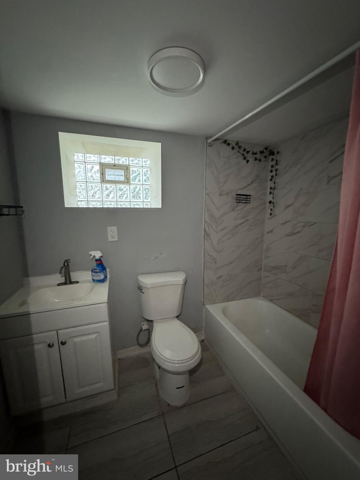 WEST OAK LANE - Residential